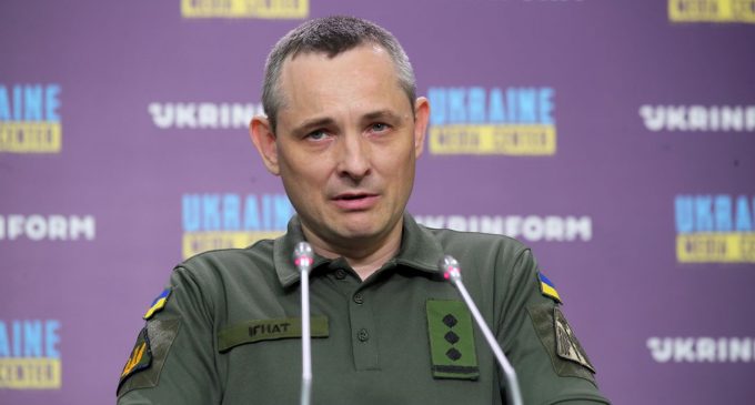 Дев’ять балістичних ракет на Київ і зграї дронів: Ігнат розкрив деталі нічної атаки