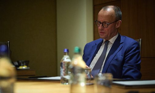 Мерц у Києві може пообіцяти Зеленському нові постачання зброї – посол