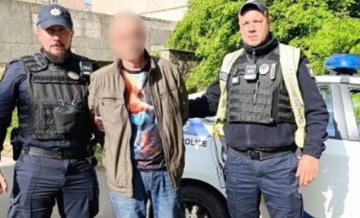 Скоїв злочин – відповідатимеш: криворізькі патрульні по «гарячих слідах» затримали ймовірного грабіжника