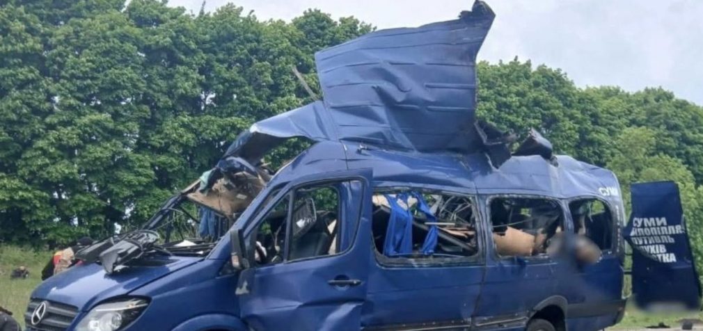 РФ атакувала евакуаційний автобус на Сумщині: більшість жертв – жінки похилого віку