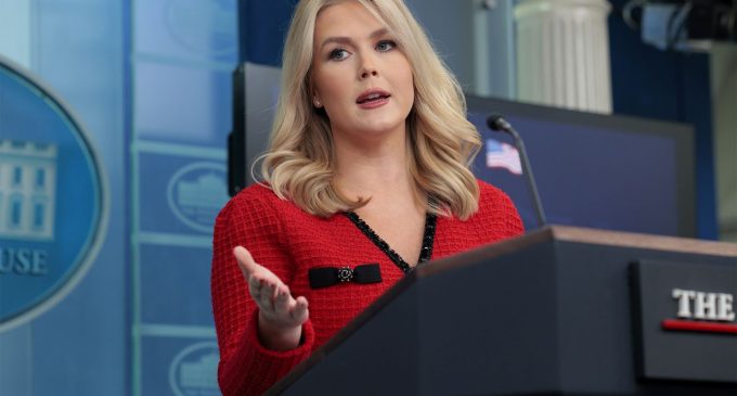 У Трампа сподіваються, що Україна поїде на перемовини з РФ у Стамбул