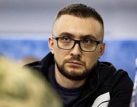 На блогера Стерненка напали та поранили: нападницю затримали