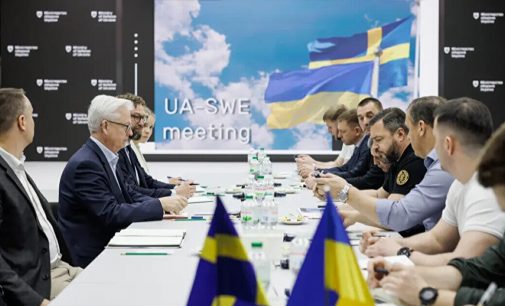 Україна і Швеція обговорили модернізацію авіації: що відомо