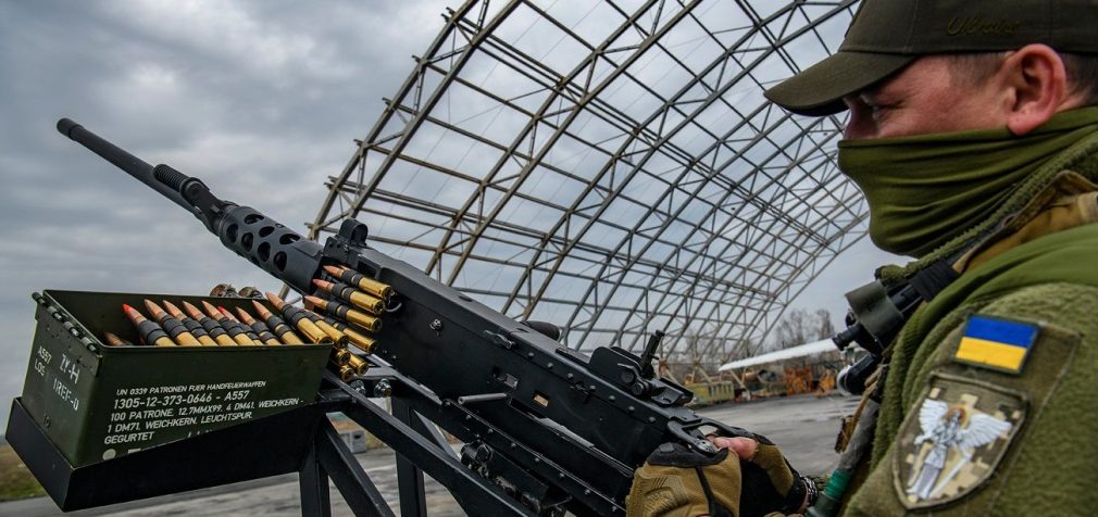 У Києві було чути вибухи на тлі дронової атаки, працювала ППО