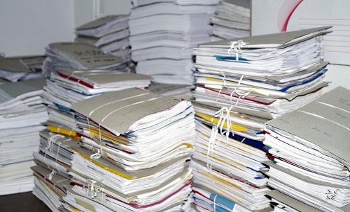 Росіяни під час окупації вивезли з Херсона майже 360 тисяч архівних документів