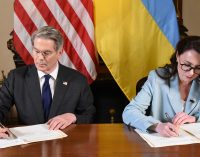 Україна та США підписали угоду про копалини: основні положення