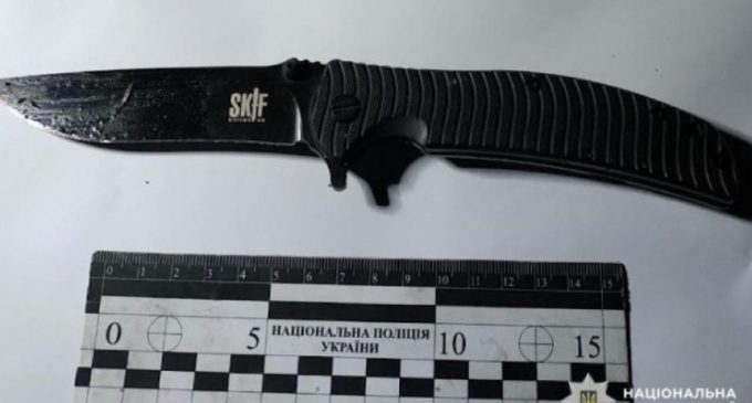 Поліцейські Тернівки затримали підозрюваного у нанесенні тяжких тілесних ушкоджень 26-річному чоловіку