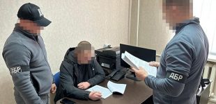 Експосадовця ЗСУ підозрюють у махінаціях із закупівлями хліба для військових на Херсонщині