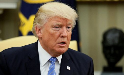 Трамп пообіцяв зняти всі санкції з Сирії