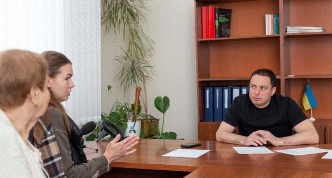 Міський голова Камʼянського Андрій Білоусов провів особистий прийом громадян: з якими питаннями звертались мешканці міста