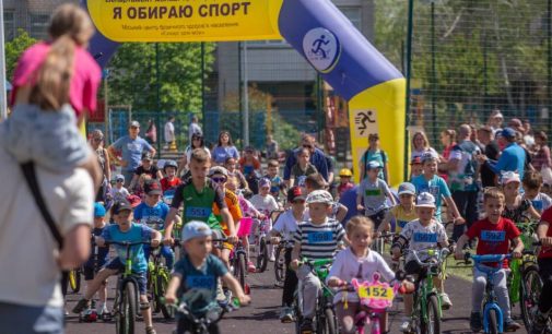 У Камʼянському пройшов “Велодень – 2025”