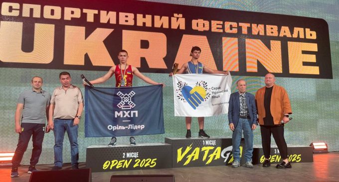 Спортсмени з Кам’янського вибороли п’ять медалей на чемпіонаті області з греко-римської боротьби