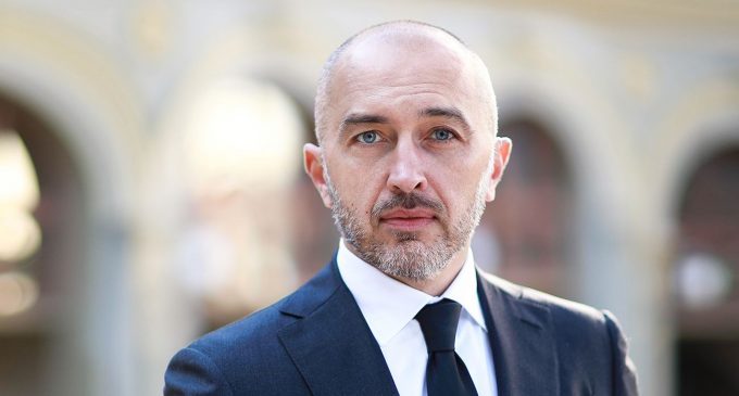 Україна може перейти від долара на євро як “основну” валюту: Нацбанк пояснив причину