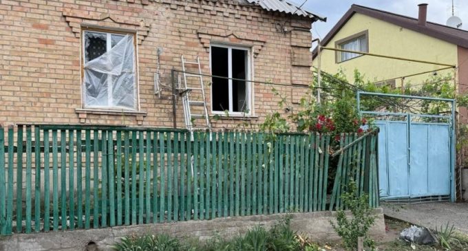 Внаслідок ворожих обстрілів Нікопольщини постраждала жінка