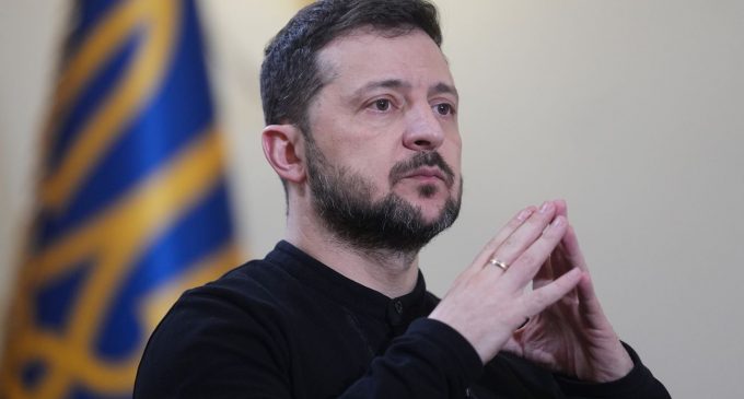Зеленський готовий зустрітися з Папою Римським у неділю: від чого це буде залежати