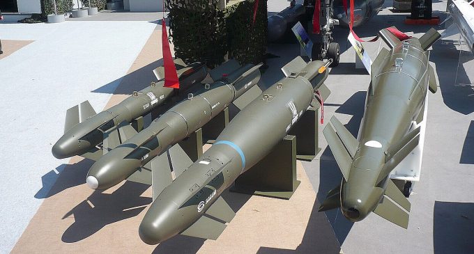 Франція виготовить для України 1200 “розумних” авіабомб – ЗМІ