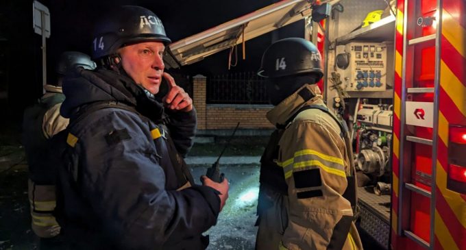 Росія атакувала Київ балістикою: зафіксовано пожежу, що відомо