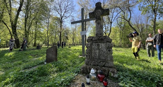 В Україні завершили ексгумацію жертв Волинської трагедії: що виявили