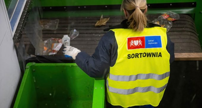 У Польщі з 1 червня змінюються правила для безробітних: як це вплине на українців