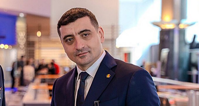 Лідер ультраправих Румунії вимагає від України компенсації за надану допомогу