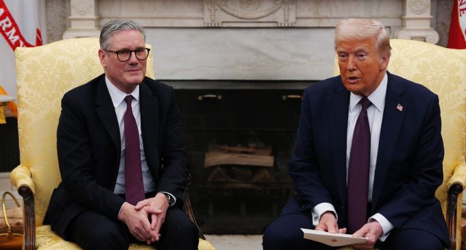 Трамп оголосив про укладання першої торгової угоди: з якою країною