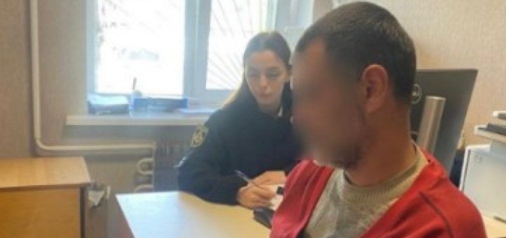 Допомагав по господарству та вкрав телефон: у м. Самар слідчі повідомили про підозру 38-річному чоловіку