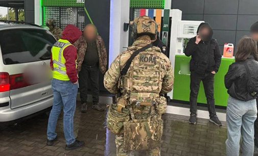 На Тернопільщині викрили ділків, які влаштовували втечі з військових частин і переправку за кордон