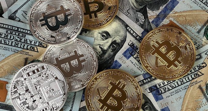 Bitcoin уперше з січня зріс до понад 100 тисяч доларів