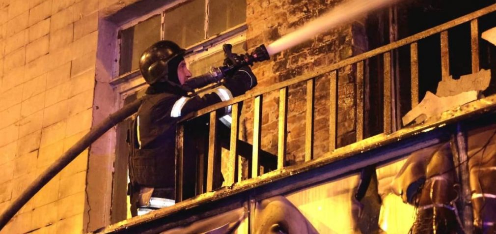 Майже півсотні постраждалих, пожежі та пошкодження: що відомо про атаку РФ на Харків