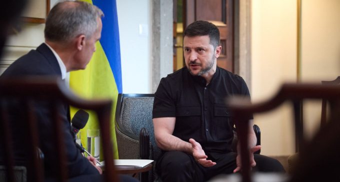 Зеленський вперше зустрівся з новим прем’єр-міністром Канади: обговорили тиск на РФ