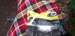Велопатрульні Кривого Рогу виявили у чоловіка, ймовірно, наркотичні речовини