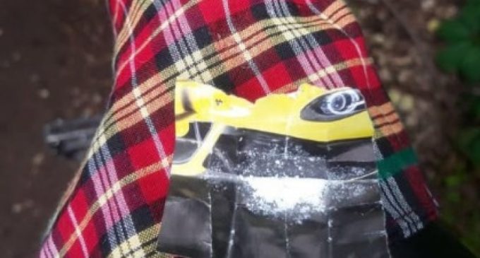 Велопатрульні Кривого Рогу виявили у чоловіка, ймовірно, наркотичні речовини