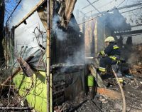 Вигорів вщент: у Кам’янському вогнеборці ліквідували загорання дачного будинку