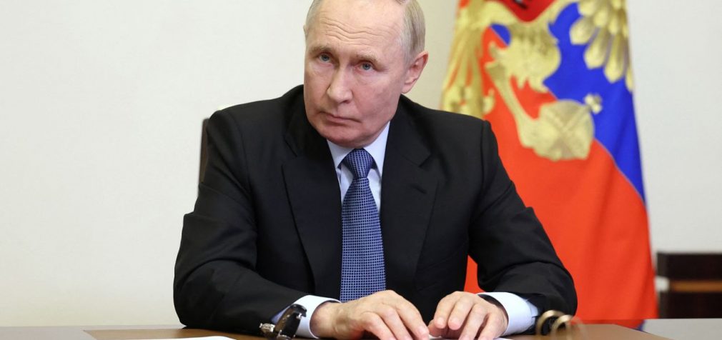 “Готові працювати над меморандумом”: що ще сказав Путін після розмови з Трампом