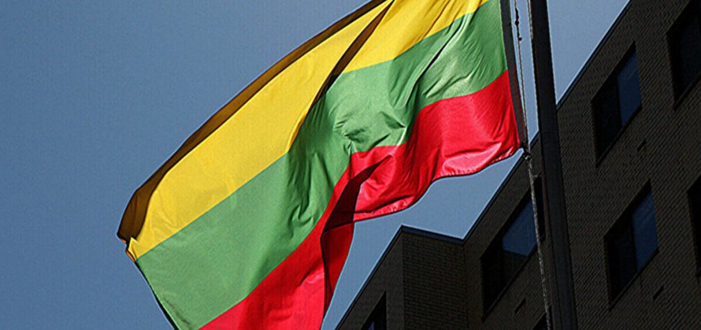 Парламент Литви пообіцяв не визнавати окуповані території України російськими