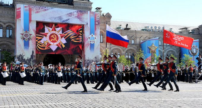 У РНБО підрахували, скільки Кремль витратить на святкування 9 травня