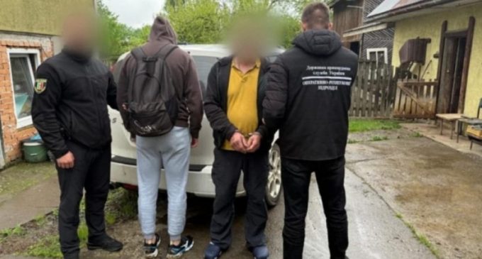 На Закарпатті затримали 64-річного жителя села Тячівка, який мав намір переправити в Румунію 27-річного жителя міста Дніпро