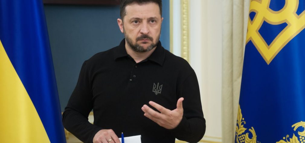 Зеленський пояснив нові санкції, під які потрапив Арестович і ще 6 українців