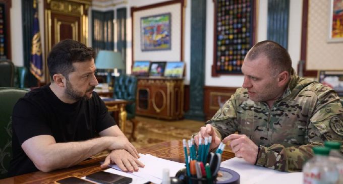 Зеленський зробив першу заяву після історичного удару СБУ по аеродромах РФ