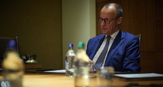 Мерц у розмові з Трампом м’яко підкреслив, що Німеччина на боці України