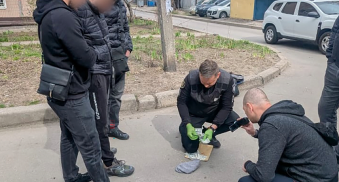 У Запоріжжі судитимуть чоловіка за сприяння незаконному виїзду військовослужбовця за кордон