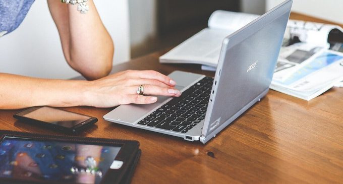 Літня робота для дітей: що повинні знати батьки та роботодавці