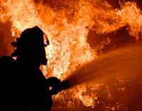 У Запоріжжі під час пожежі у неексплуатованій будівлі врятували чоловіка