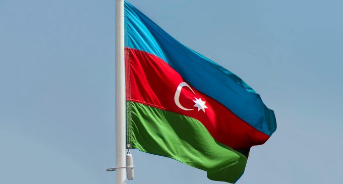 В Азербайджані силовики проводять операцію в офісі російського агентства Sputnik