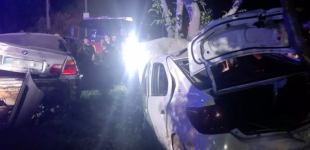 У Кам’янському рятувальники деблокували трьох людей з понівечених внаслідок ДТП автівок