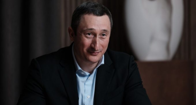 Сам  прийшов у НАБУ: міністру ніціональної єдності Чернишову вручили підозру