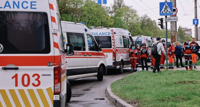 РФ атакувала Запоріжжя дронами: в місті задимлення, постраждала людина