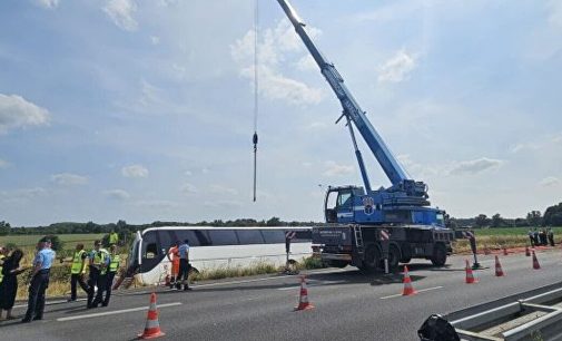 Зеленський відреагував на ДТП у Франції, в якій загинули українці