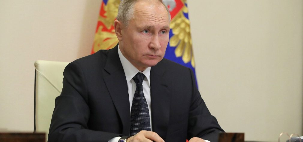 Путін доручив у рази наростити бойові можливості сухопутних військ