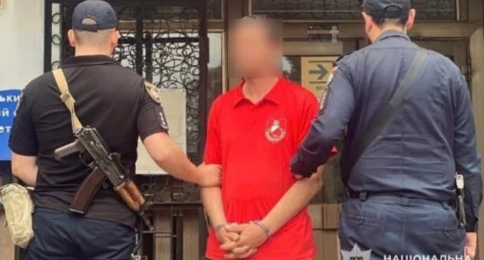 Слідчі Дніпра скерували до суду обвинувальні акти щодо двох осіб, підозрюваних у вчиненні грабежів у місті